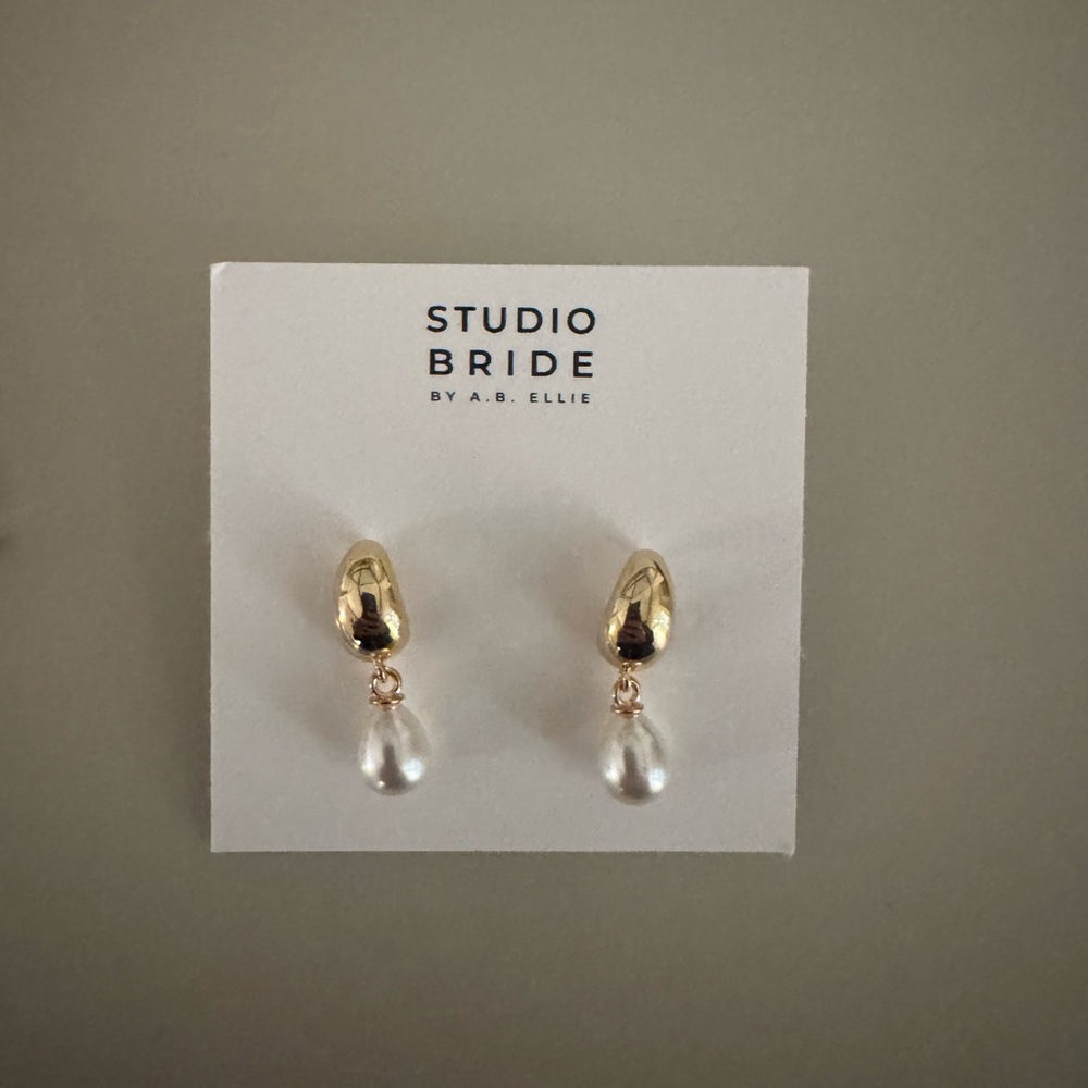 Gold and Pearl Drop Earrings